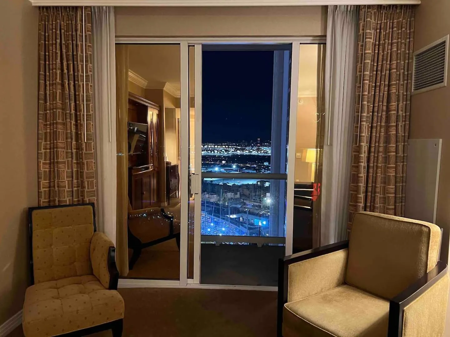 Mgm 1 Bedroom Balcony And Or Studio Luxury Suites 라스베이거스