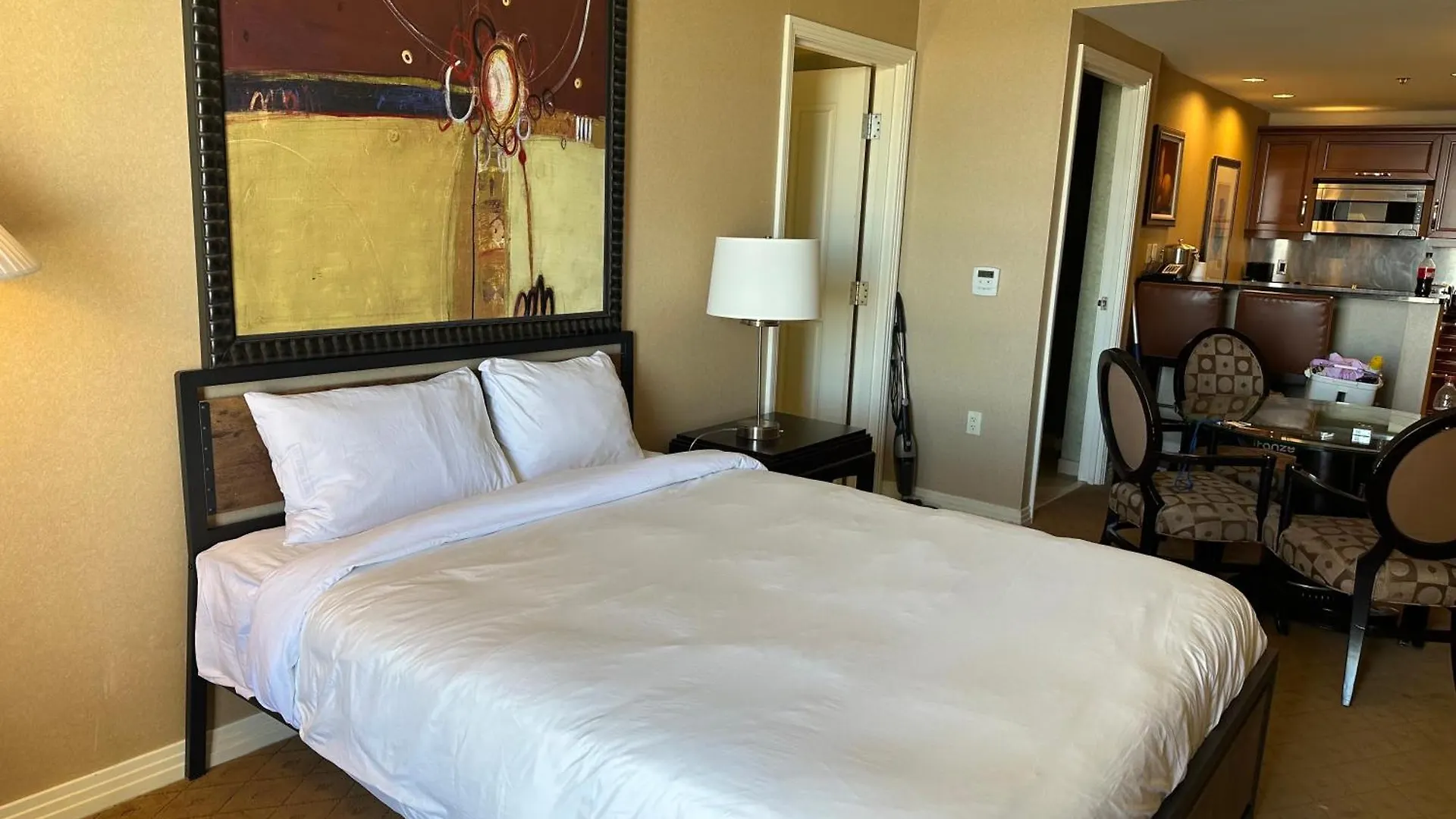 Mgm 1 Bedroom Balcony And Or Studio Luxury Suites 라스베이거스 0*,  미국
